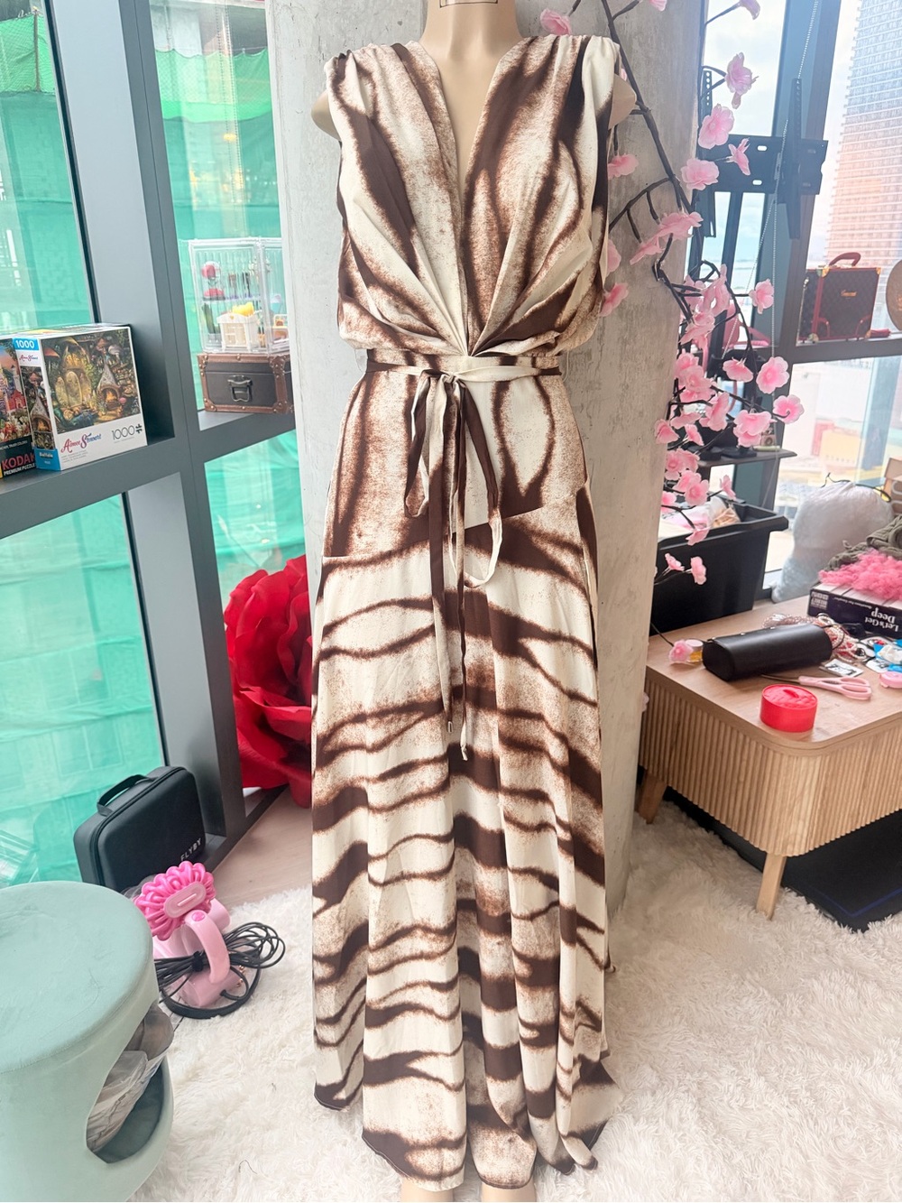 NWT Fashion Nova Sleeveless Brown & Cream Tie Flowy Maxi Dress Size XS